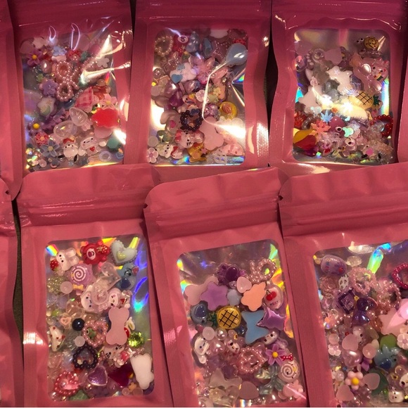 Sanrio nail charm mix - Picture 1 of 1